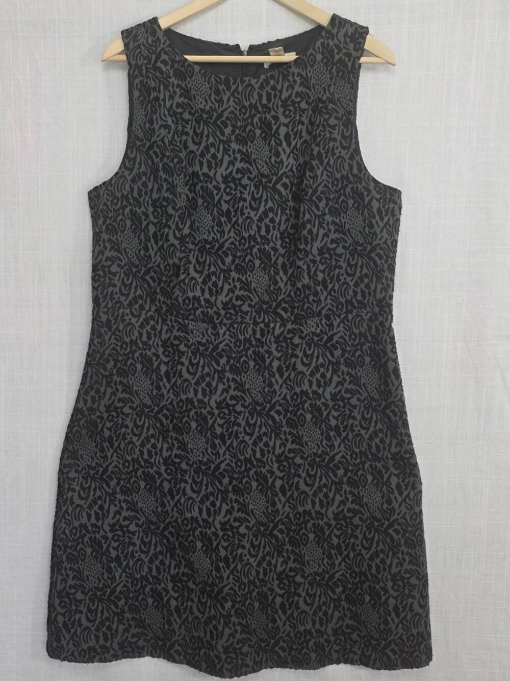 LOFT Gray Black Jacquard Sleeveless Sheath Dress Size 16